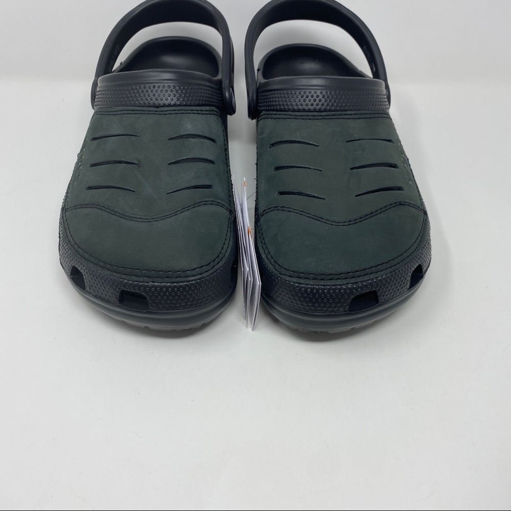 CROCS Men’s Bogota Lightweight Slip On Clogs Shoes - Picture 3 of 9